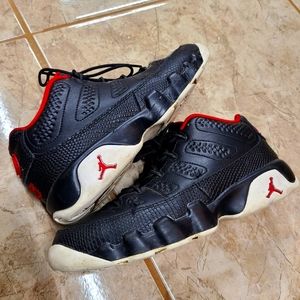 Air Jordan 9 Snakeskin size 6y youth